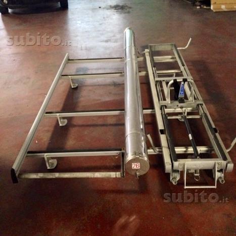 porta scale e scaffale